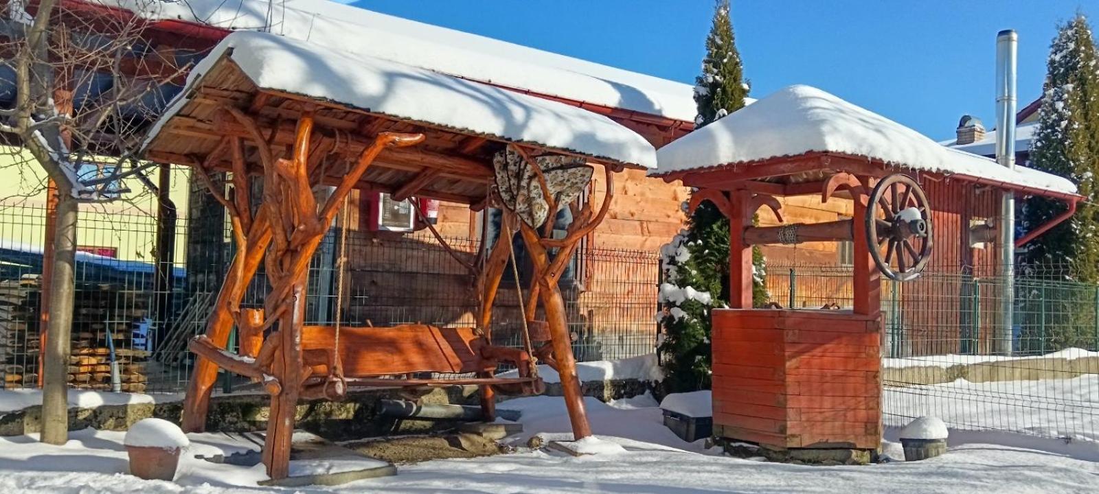 Вилла Casuta Adelina Borsa Экстерьер фото